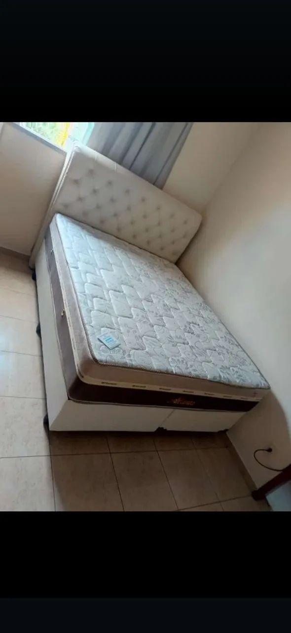 Cama box com cabeceira Queen 