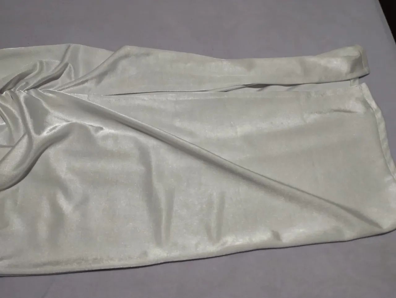 Vestido Midi de Cetim - Foto 4