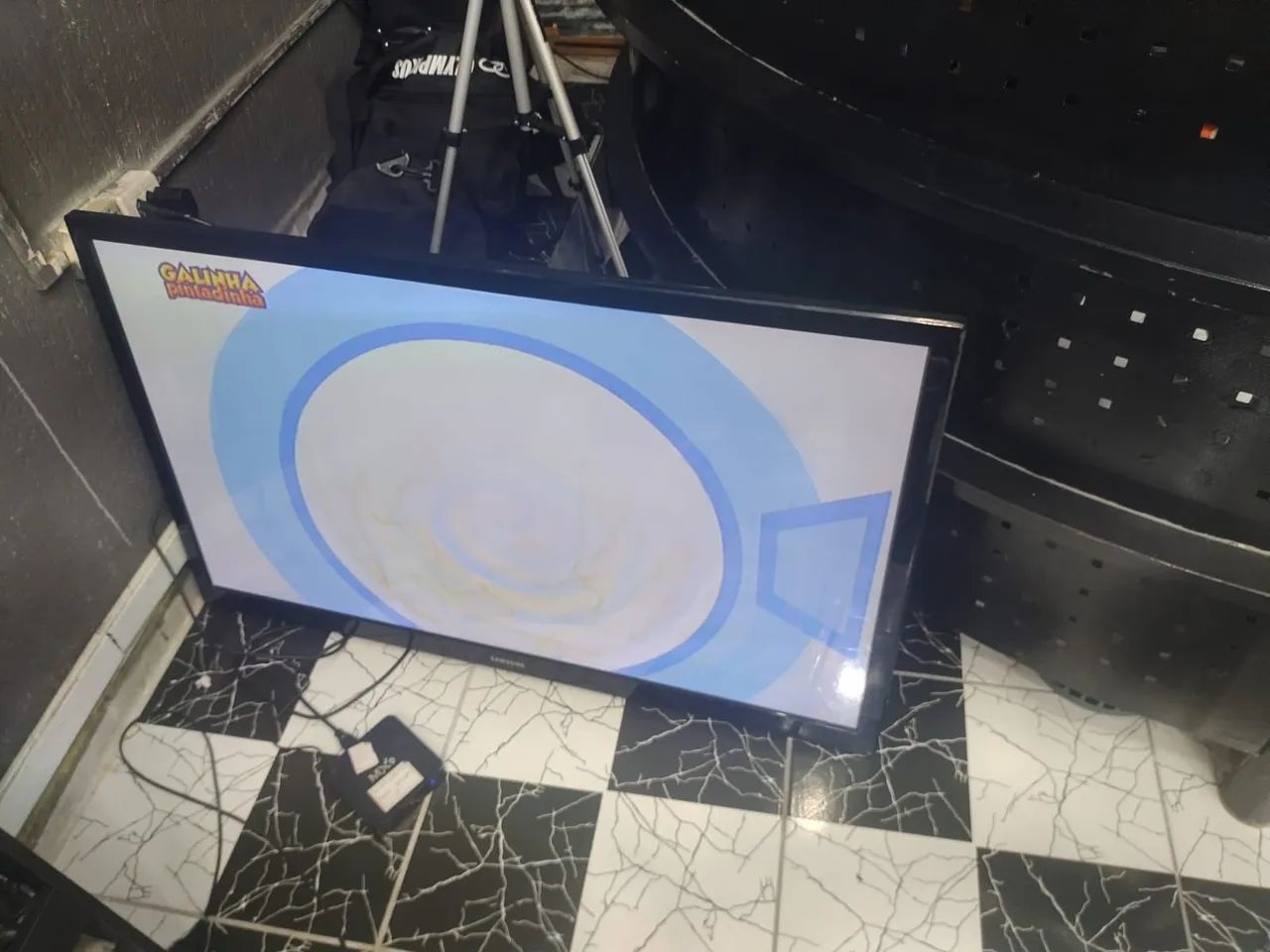 Vendo tv Samsung 55 polegadas top de linha em estado de nova obd. Nao e smartv R$ 900,00 - Foto 4