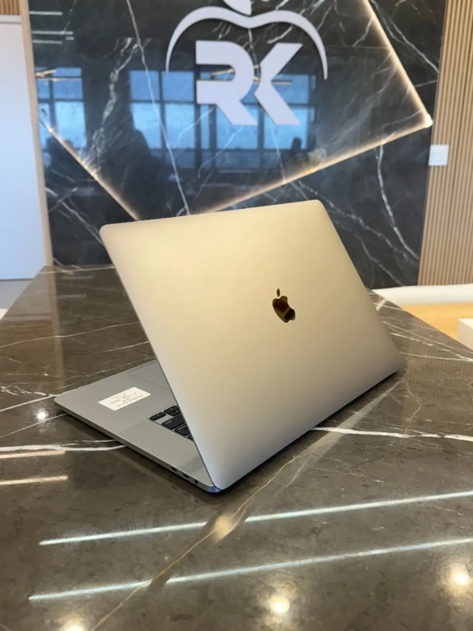 macbook pro i7 2019 macbook pro i7 2019