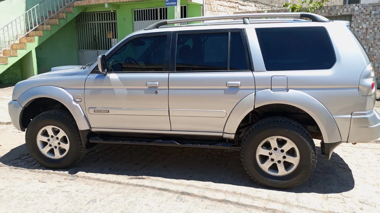 Pajero sport hpe