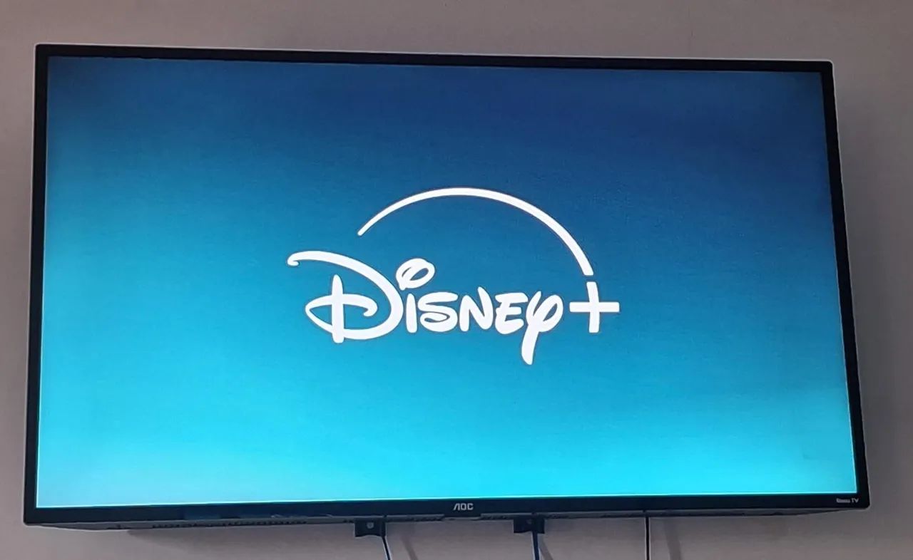 SMART AOC ROKU 43 POLEGADAS  - Foto 2