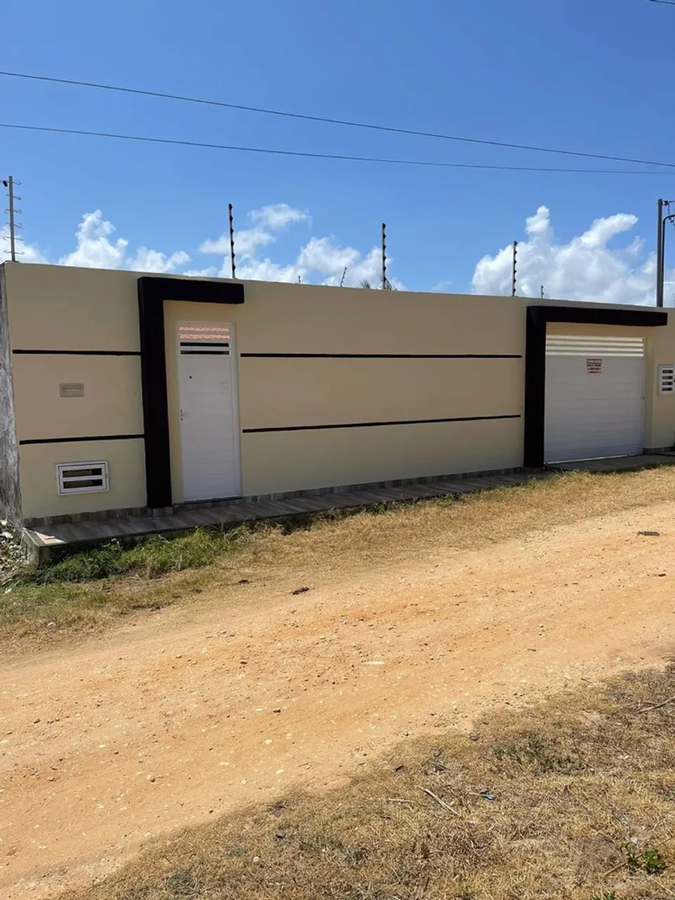 ALUGO LINDA CASA NO ABAÍS