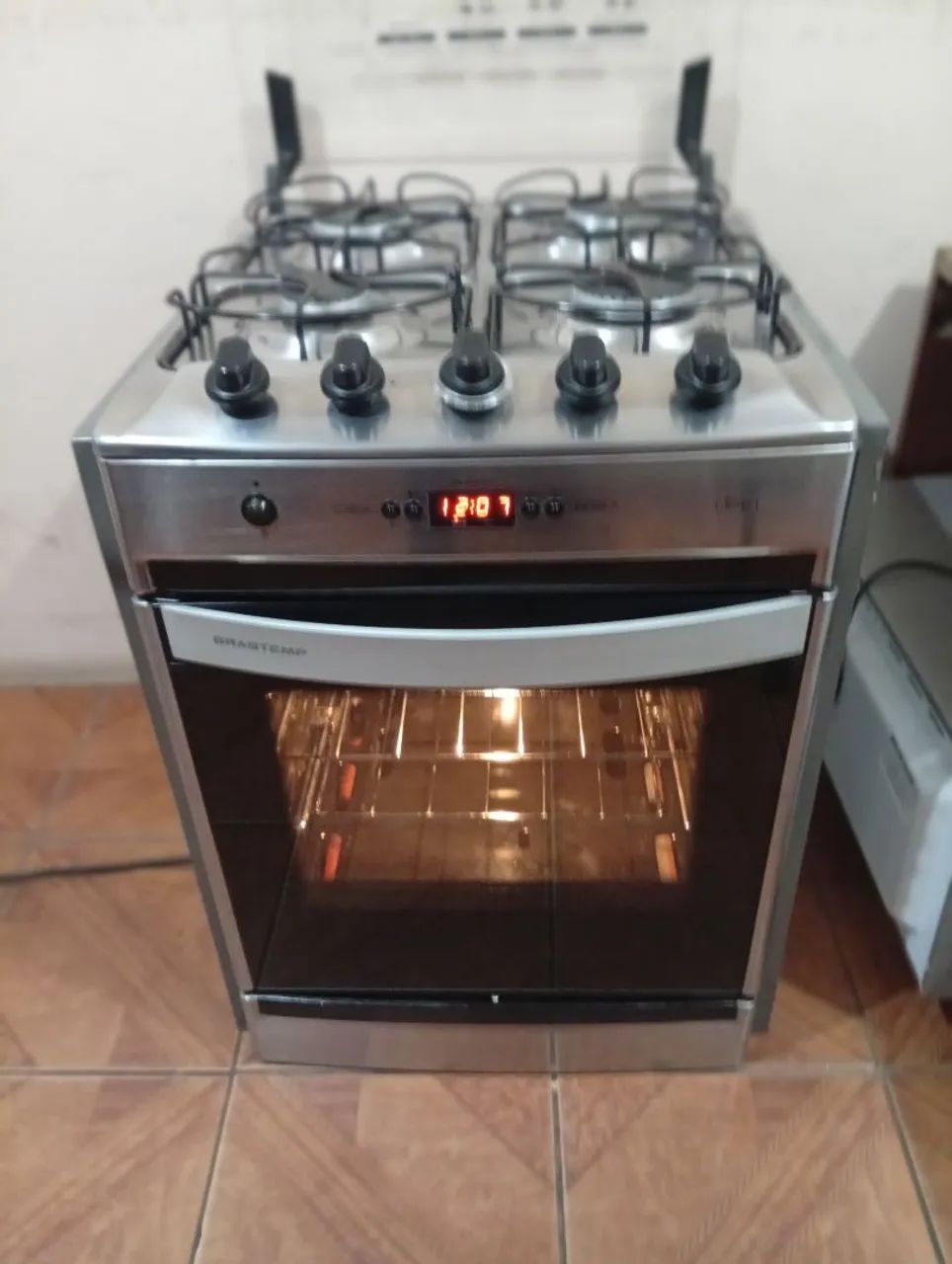 Fogão de embutir Brastemp inox 4 bocas acendimento automático Timer digital 