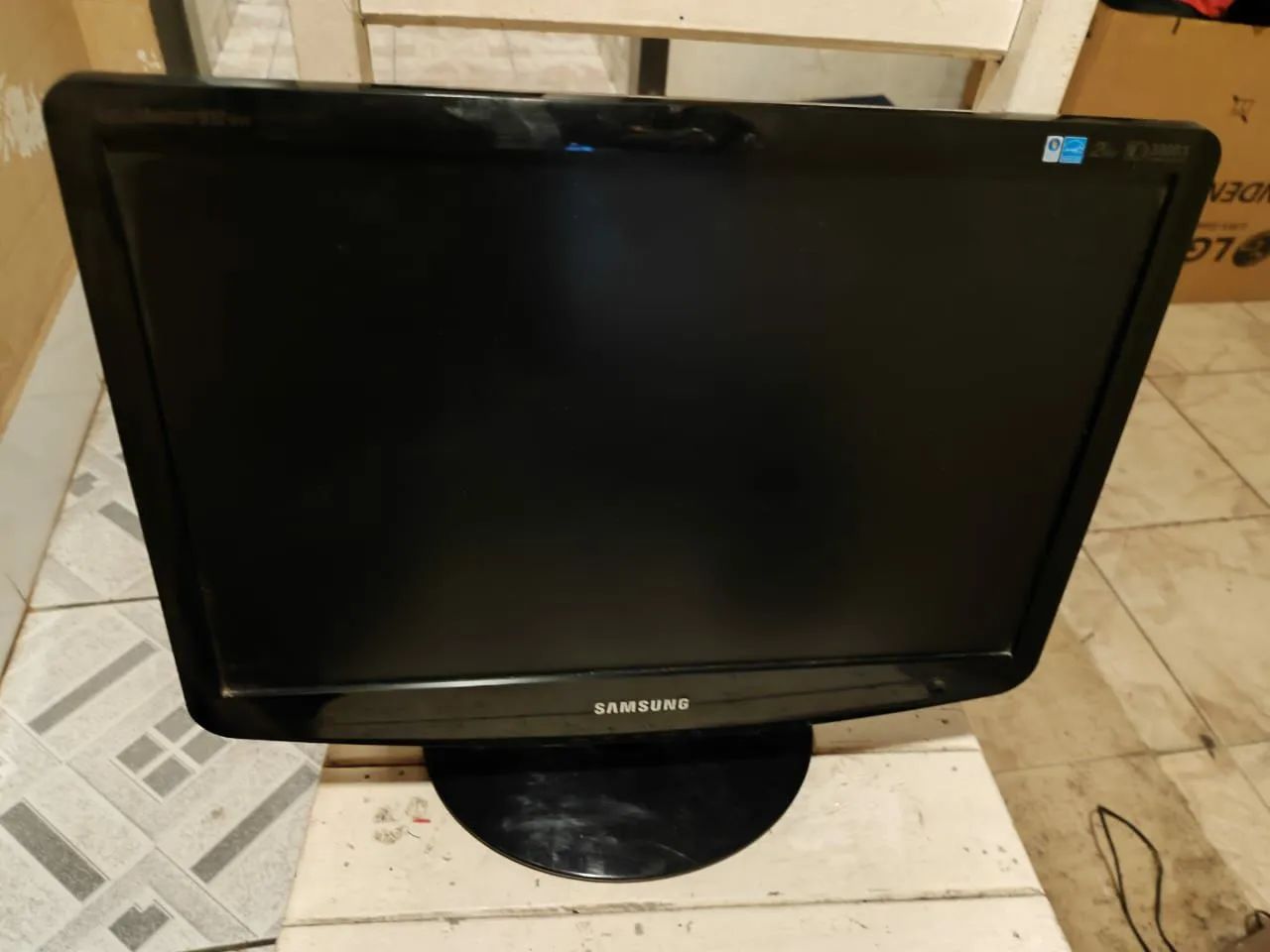 2 Monitor 19  - Foto 3