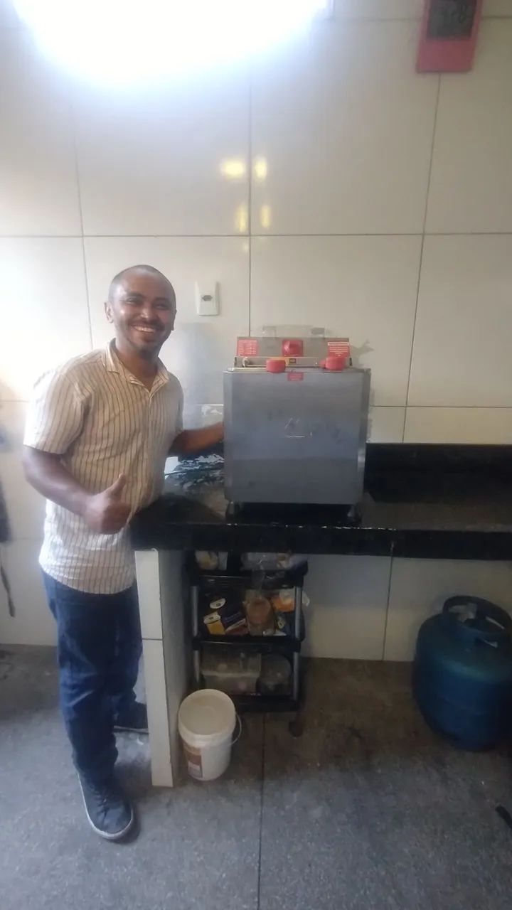 FRITADEIRA ELÉTRICA ÁGUA E ÓLEO 25 LITROS MARCHESONI  - Foto 2
