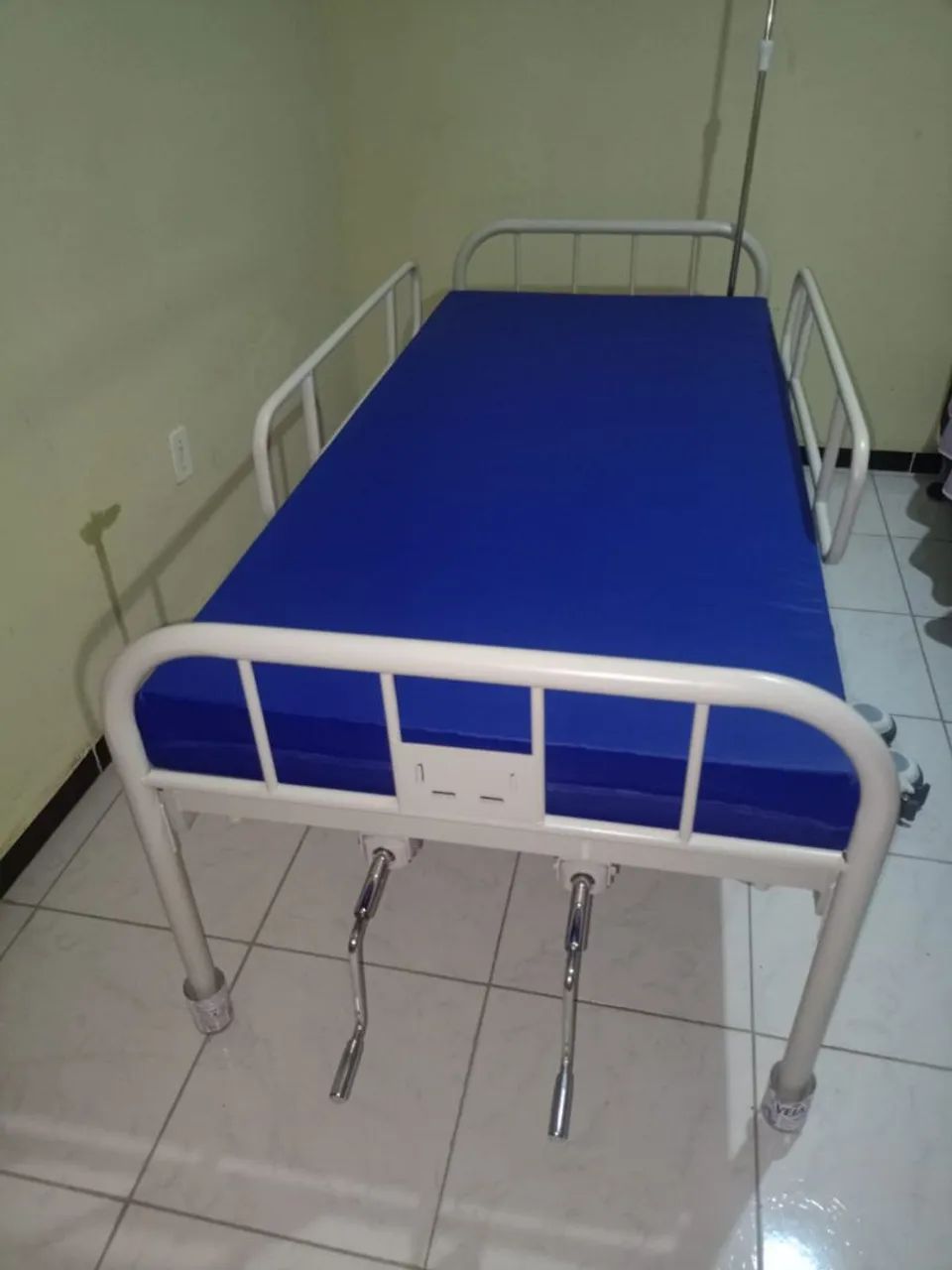 Cama hospitalar nova