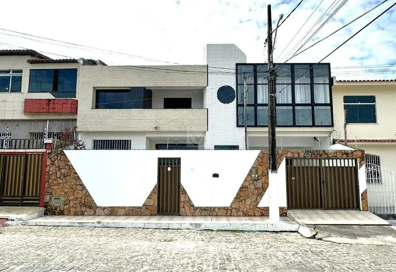 Casa Comercial para aluguel, 4 quartos, 4 suítes, 2 vagas, Luzia - Aracaju/SE