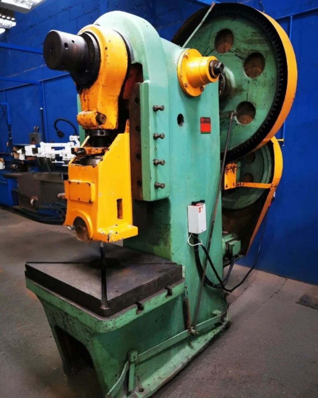 Prensa Excêntrica Harlo 65Ton - Foto 2