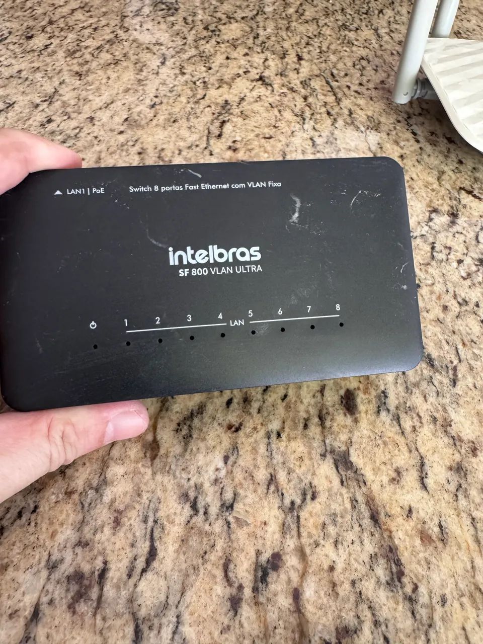 Switch intelbras 8 portas