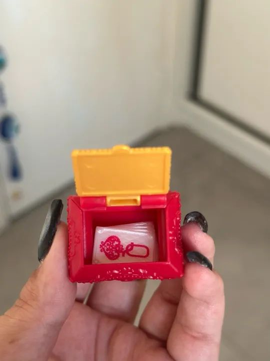 Boneca Ever After High - Lizzie  - Foto 3