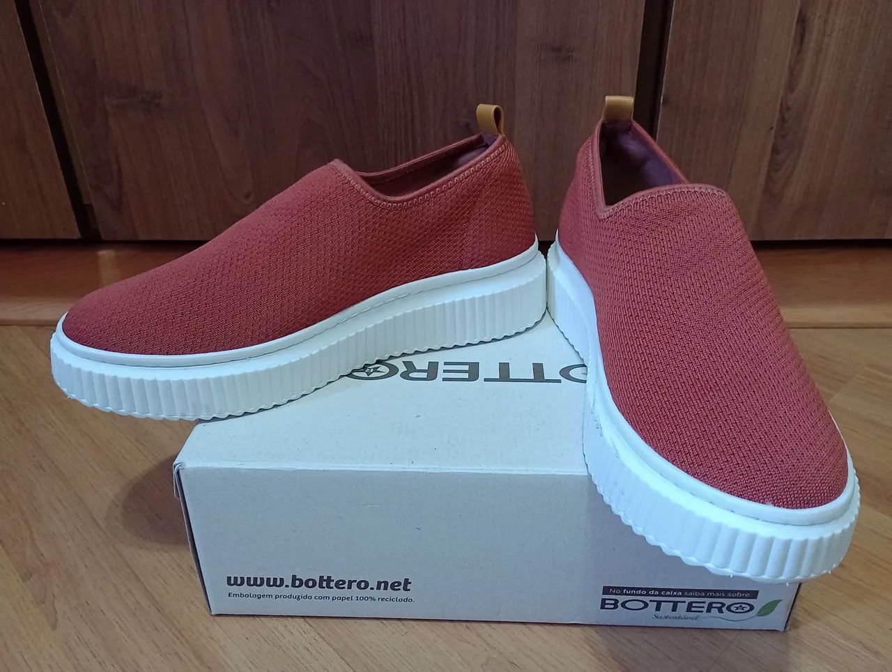 Tênis slip-on Arezzo  - Foto 2