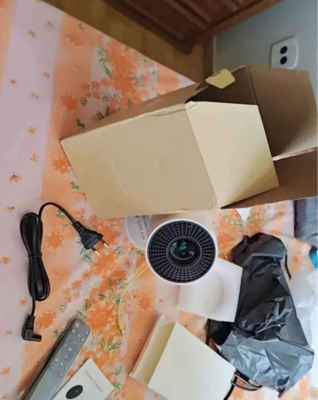 Projetor Portátil - Novo na Caixa!
