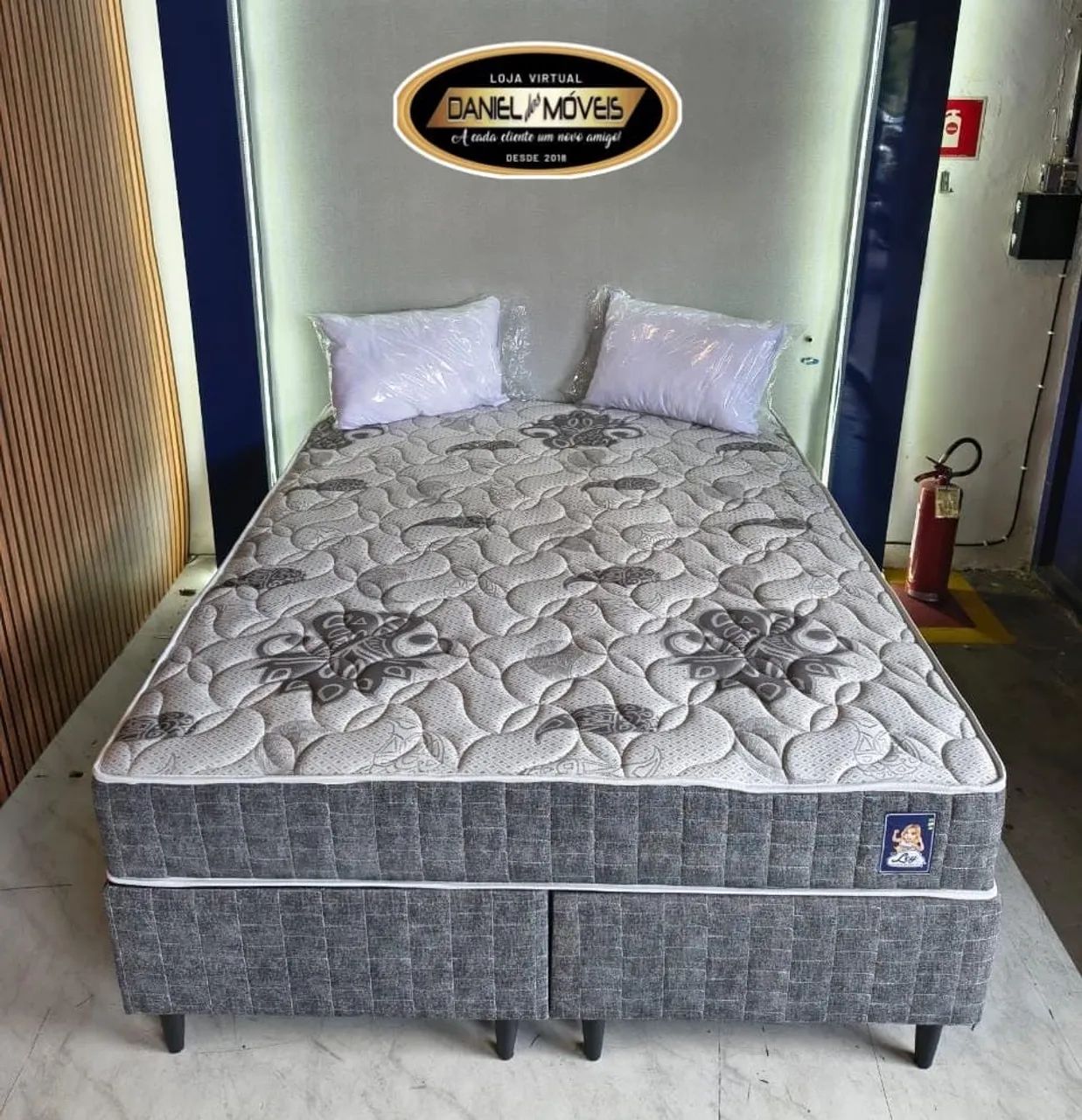 Cama box queen 
