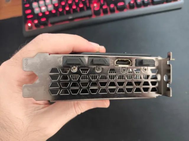 GTX 1660 Super OC Gigabyte Nvidia - Foto 4