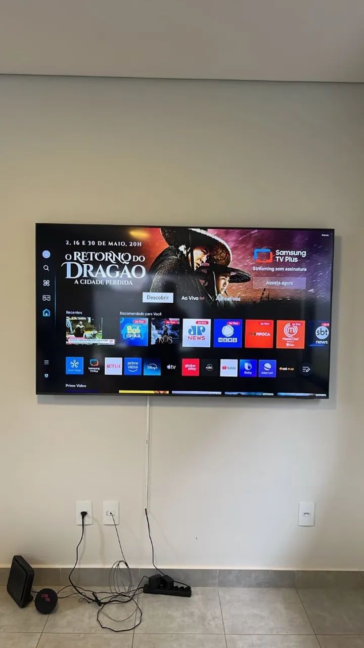 Samsung Smart TV 70" Crystal UHD 4K 70DU8000