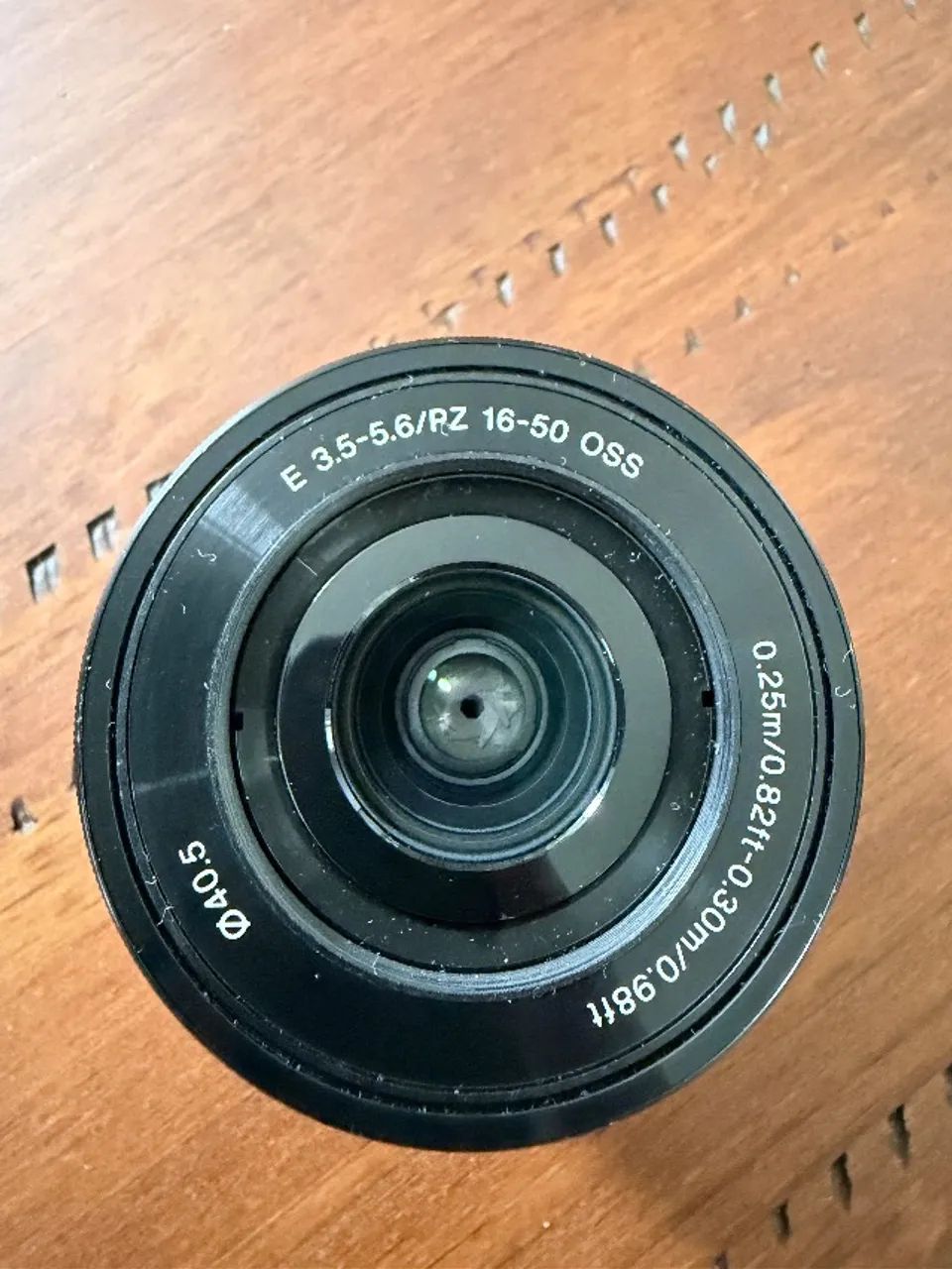 Lente Sony E 16-50mm f/3.5-5.6 OSS (power zoom) - Foto 2