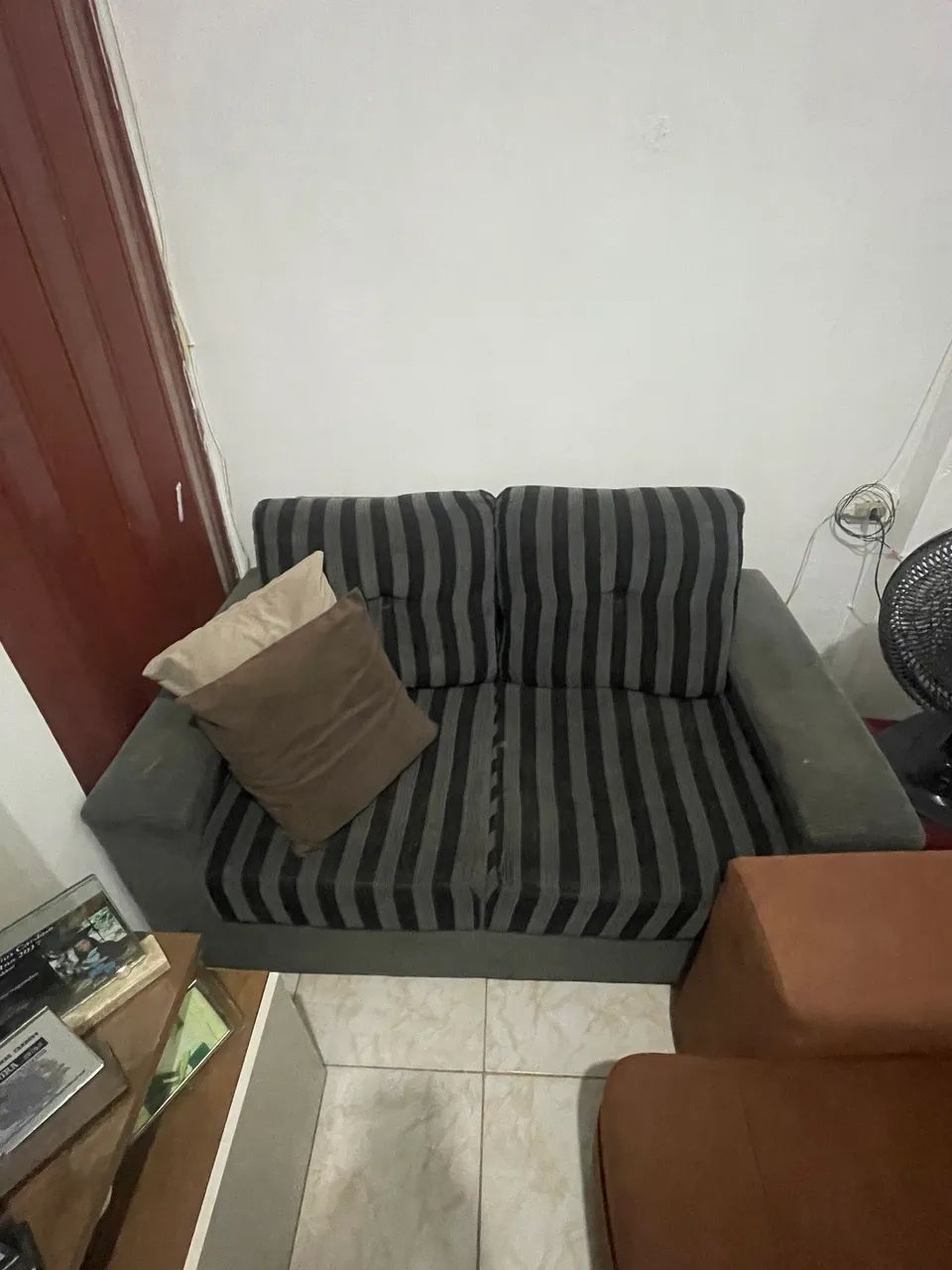 Sofá Dois Lugares Semi-Novo