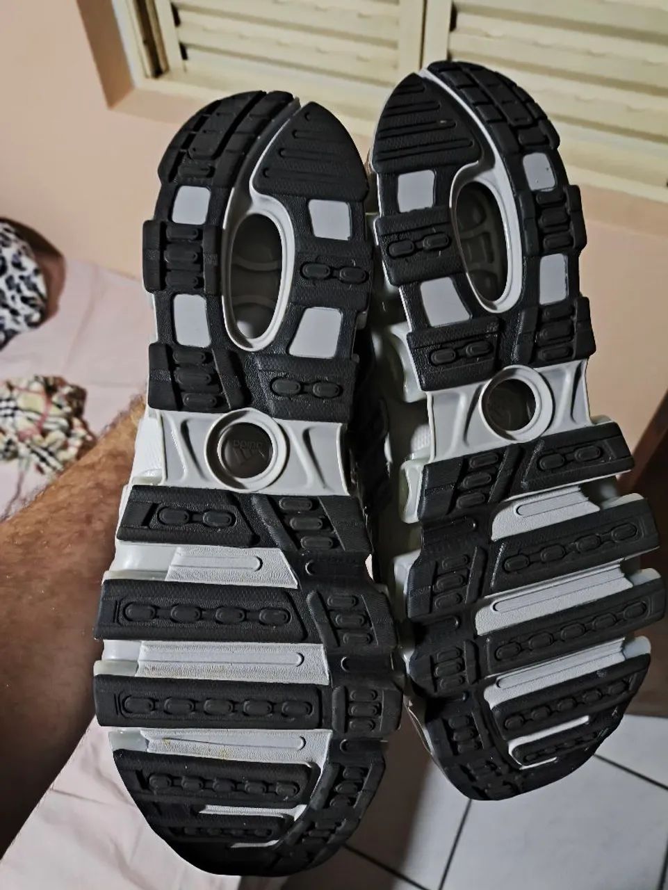 Tênis Adidas importado EUA original 2 pares - Foto 2
