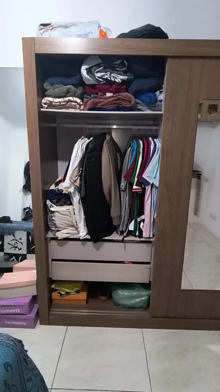 Guarda-roupa Casal Com Gavetas Internas E Cabideiro Grande - Foto 3