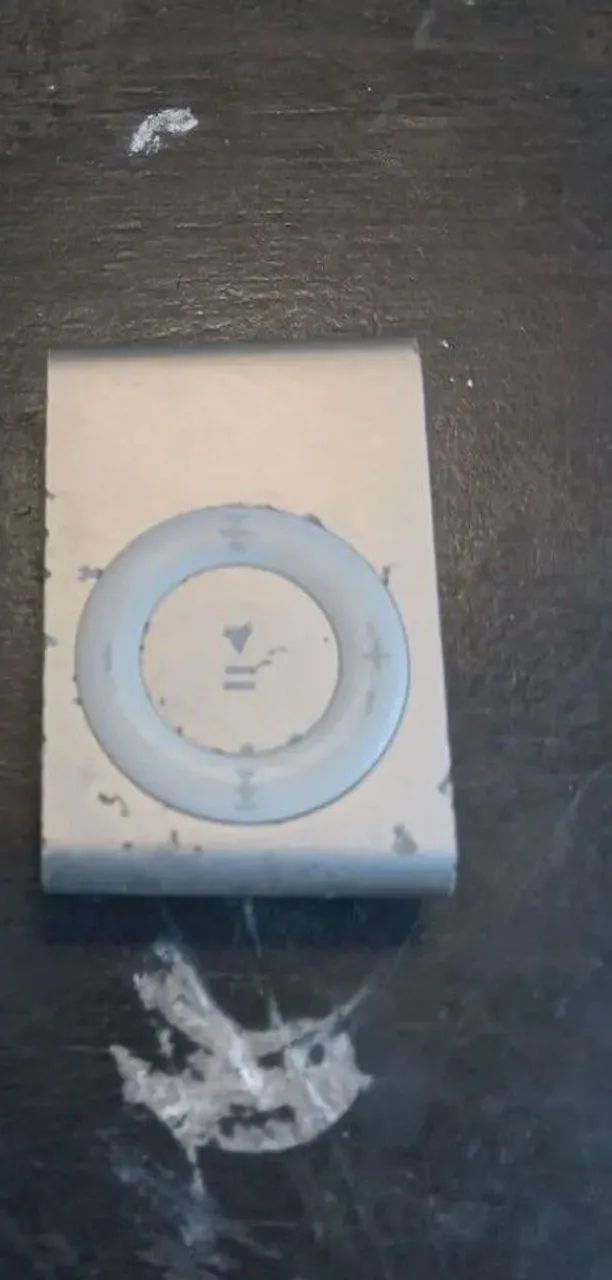 Apple iPod Shuffle de 2ª geração. LEIA O ANÚNCIO 