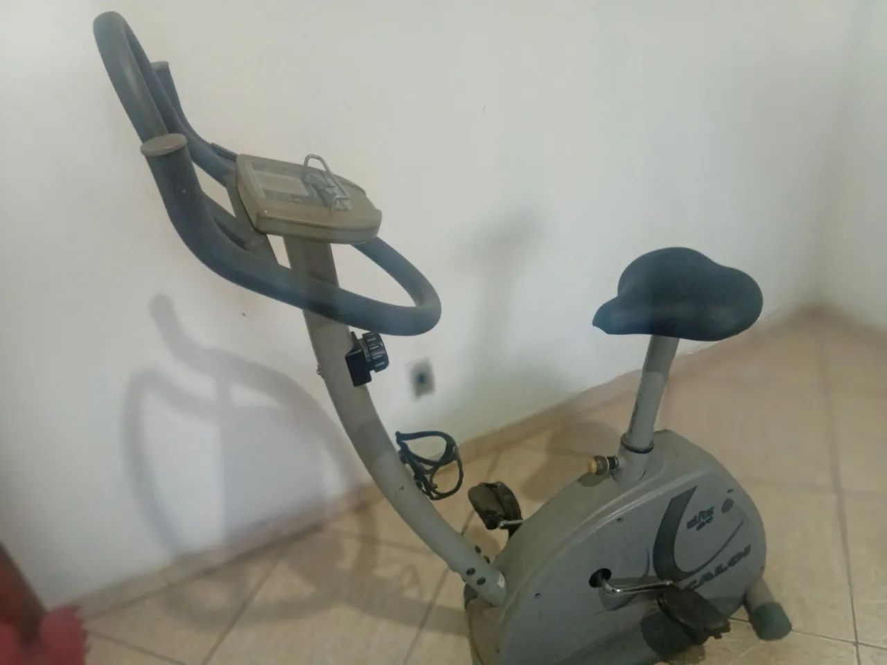 Bicicleta para exercicios - Foto 2