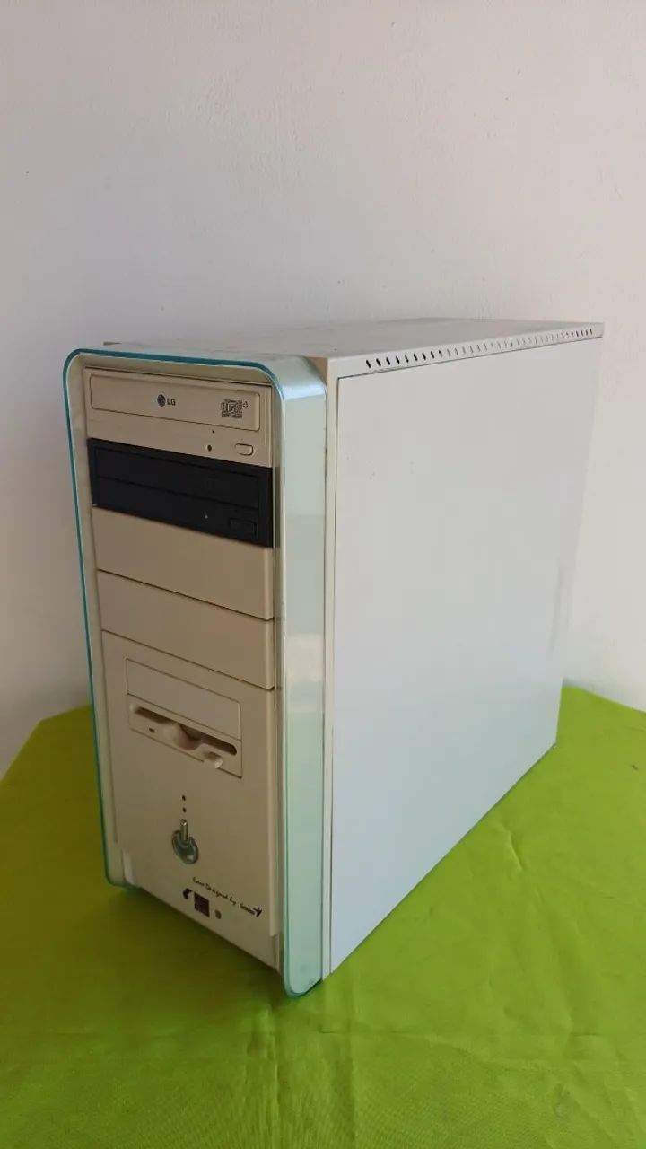 Gabinetes usados  - Foto 5