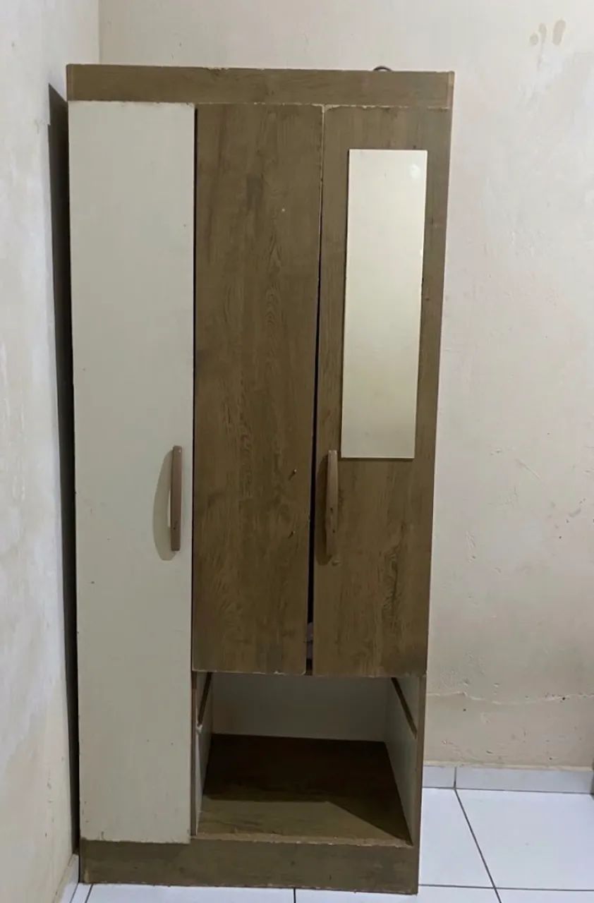 Guarda  roupa para solteiro 