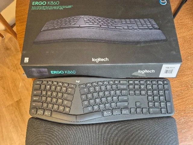 Teclado Logitech ERGO K860