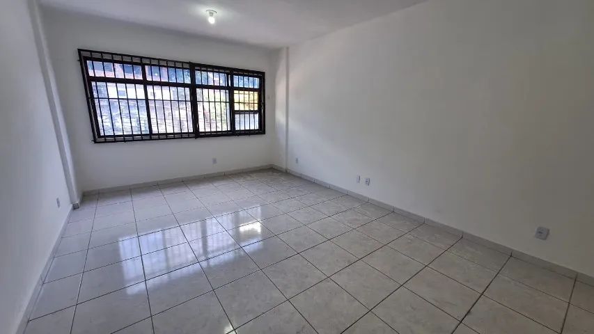 OPORTUNIDADE IMPERDÍVEL NA PRAÇA SECA - CONJUNTO COMERCIAL COMPLETO! - Foto 2