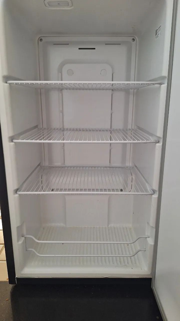 Cervejeira consul vermelha seminova - Foto 2