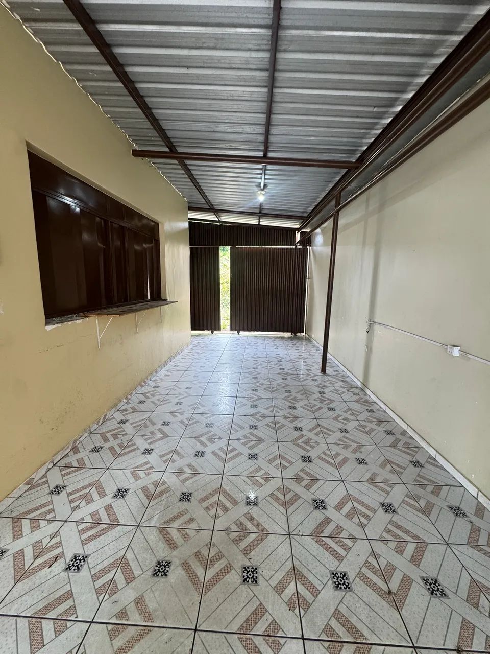 Aluga-se ótimo ponto comercial localizado na Av. Jaime Brasil - Foto 5