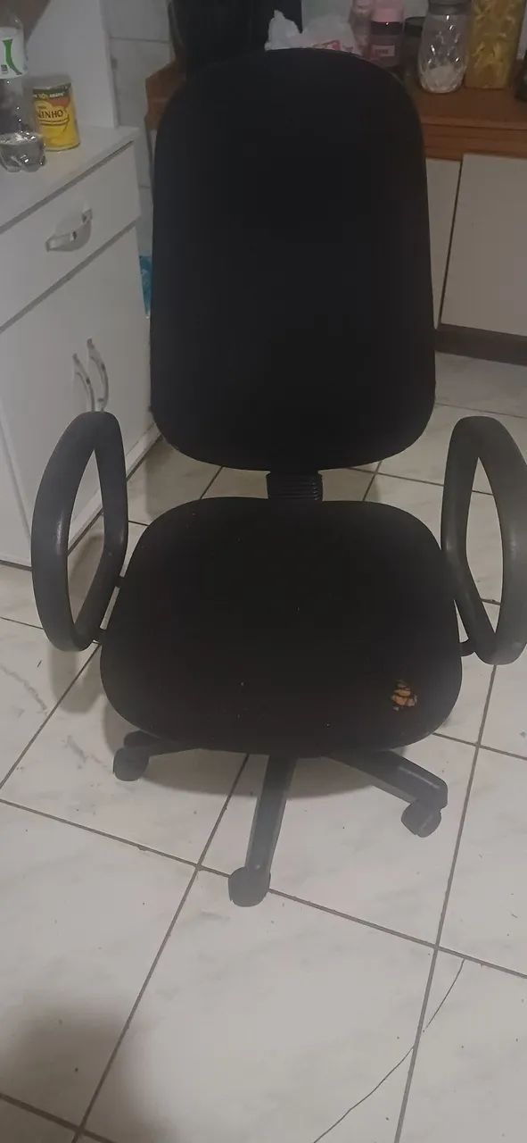 CADEIRA DE ESCRITÓRIO 