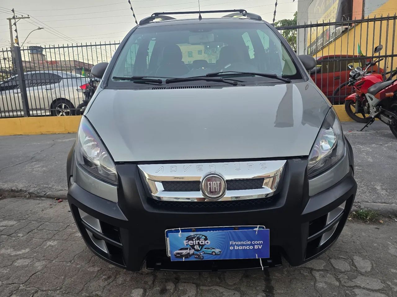 Fiat Idea Adv./ Adv.lock.dualogic 1.8 Flex 5P 2013 - Foto 2