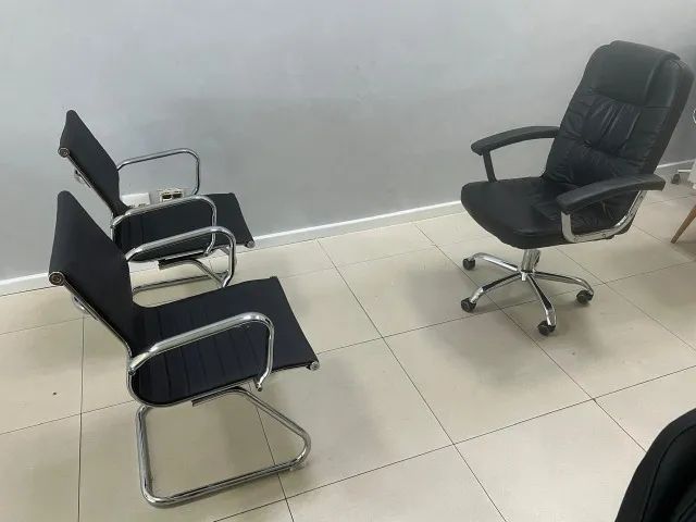 Conjunto Cadeira diretor presidente com cadeiras fixas - Foto 4