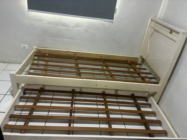 Bicama de solteiro em excelente estado de conservação. - Foto 3