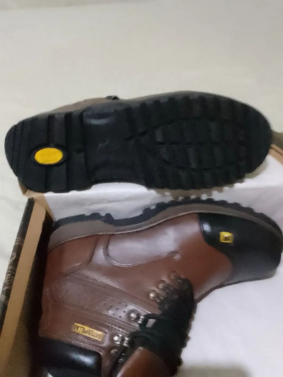 Bota caterpillar - Foto 3