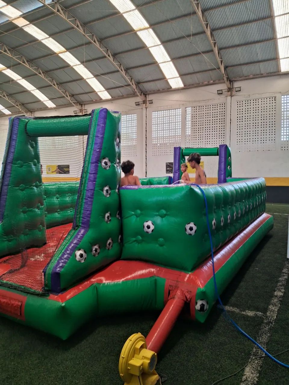 LOCAÇÃO DE FUTEBOL DE SABÃO.   - Foto 4