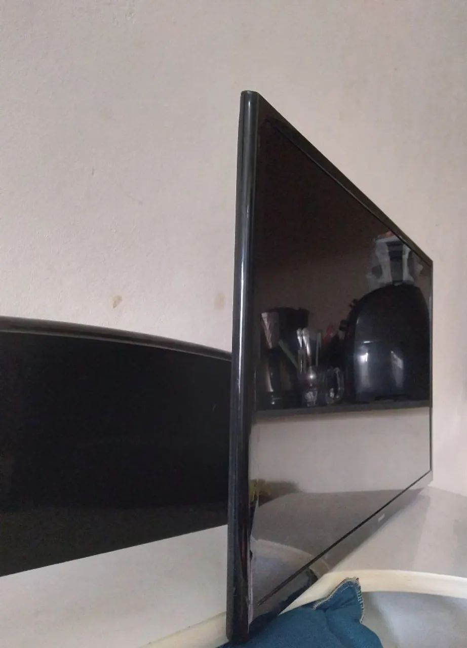 Vendo TV Samsung 32 polegadas - Leia a descrição do anúncio  - Foto 2
