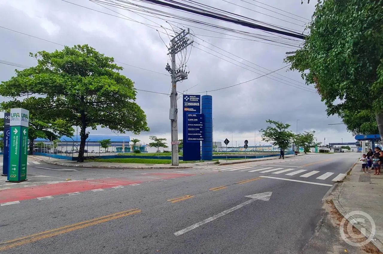 Loja ideal para negócios em expansão no Complexo Comercial Carianos, Florianópolis - Foto 5