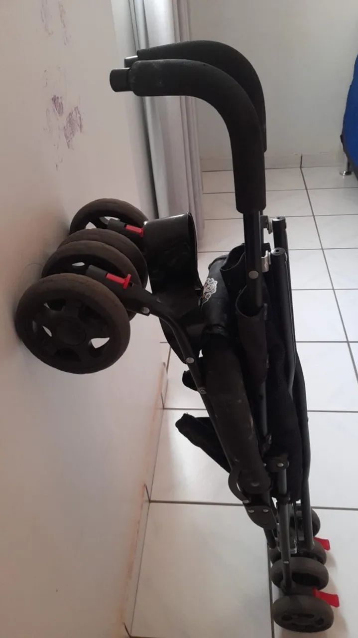 Carrinho de bebê bibi joi  - Foto 5