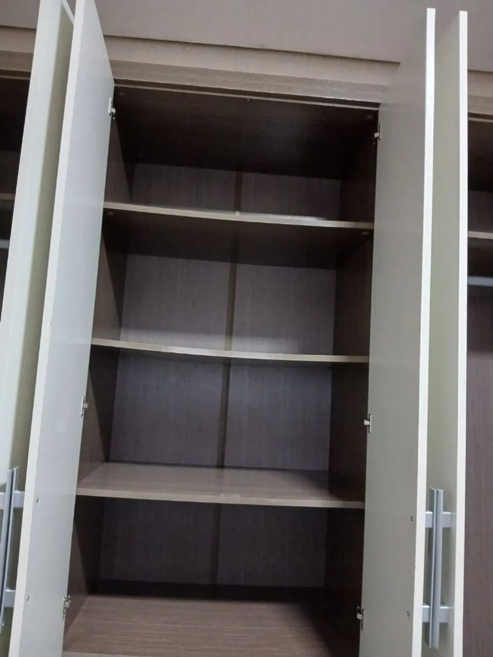 Armário guarda roupas 6 portas - Foto 5