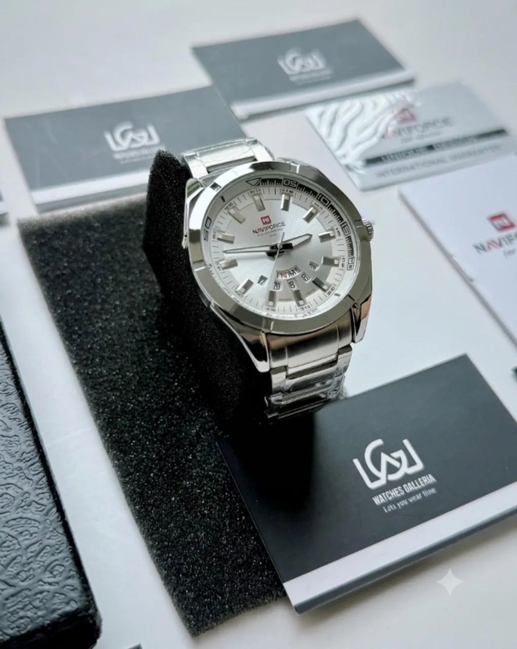 Relógio de Pulso Prata Branco  Naviforce NF9038 - Foto 3