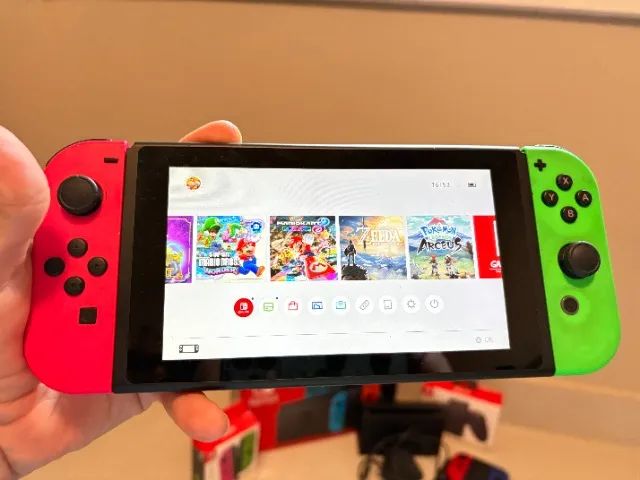 Nintendo Switch V2 + 4 Joy-cons + 2 Comfort Grips + microSD 128GB + Dock e Caixa - Foto 2