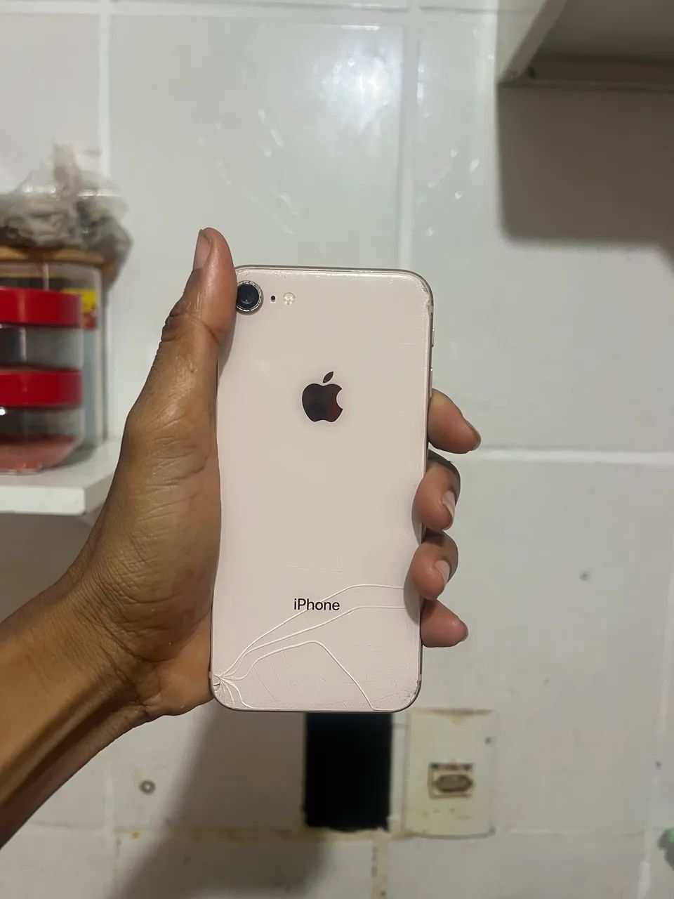iPhone 8 pegando tudo 