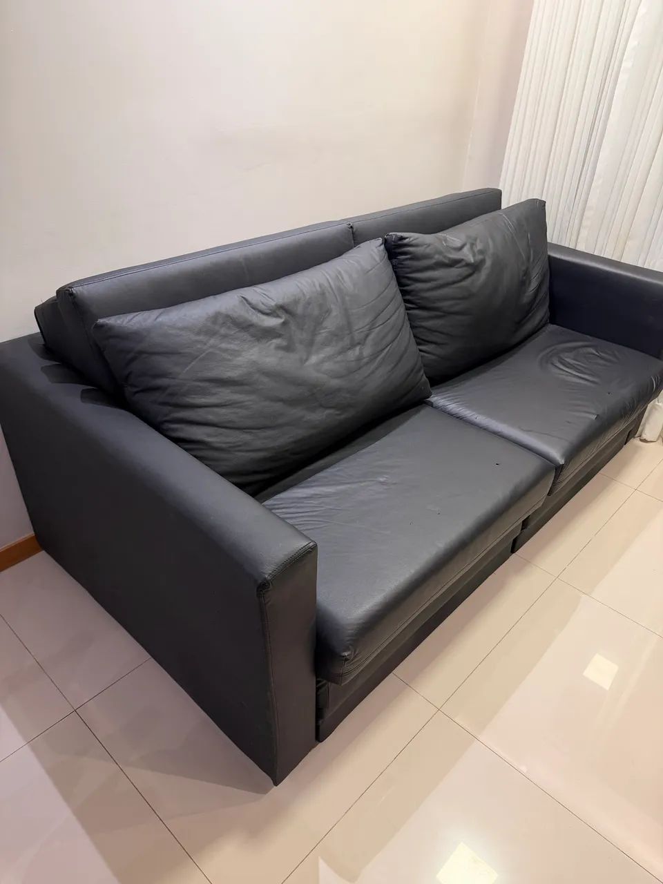 Sofá retrátil em Corino65581374664450120