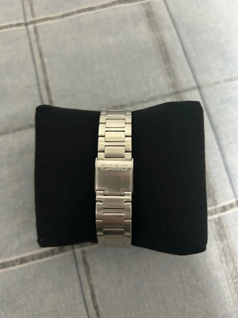 Relógio prata Casio com caixa. - Foto 2