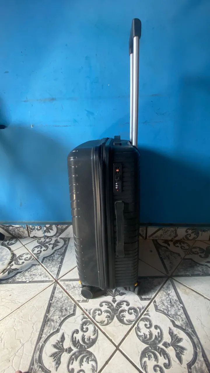 MALA DE 23kg A VENDA tamanho (M)