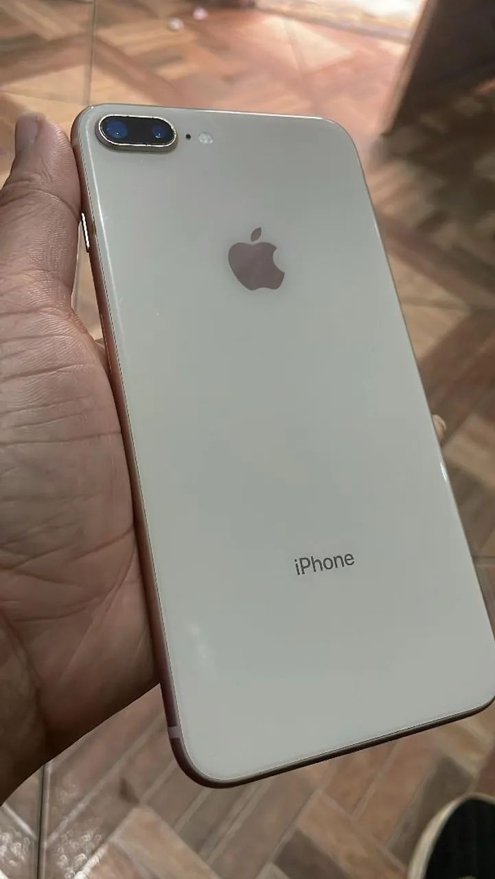 iPhone 8plus rose 