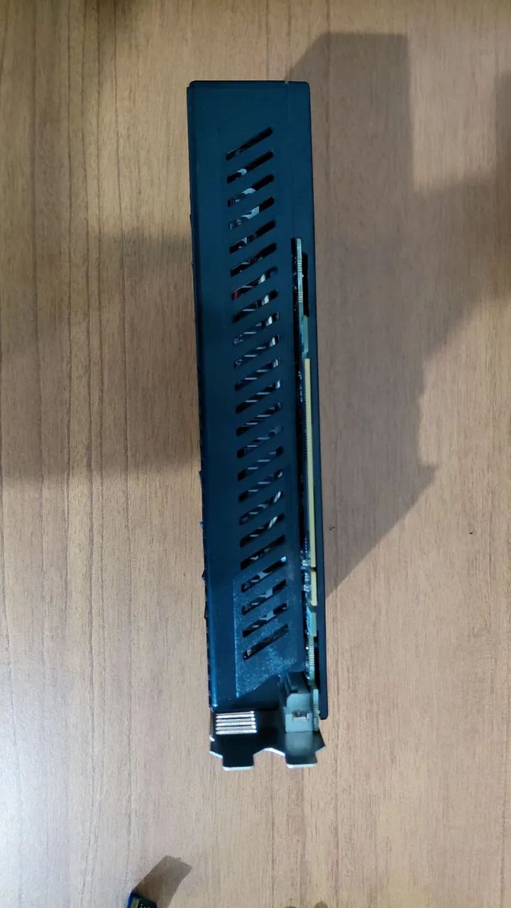 Placa de vídeo Rx 590 8g - Foto 4